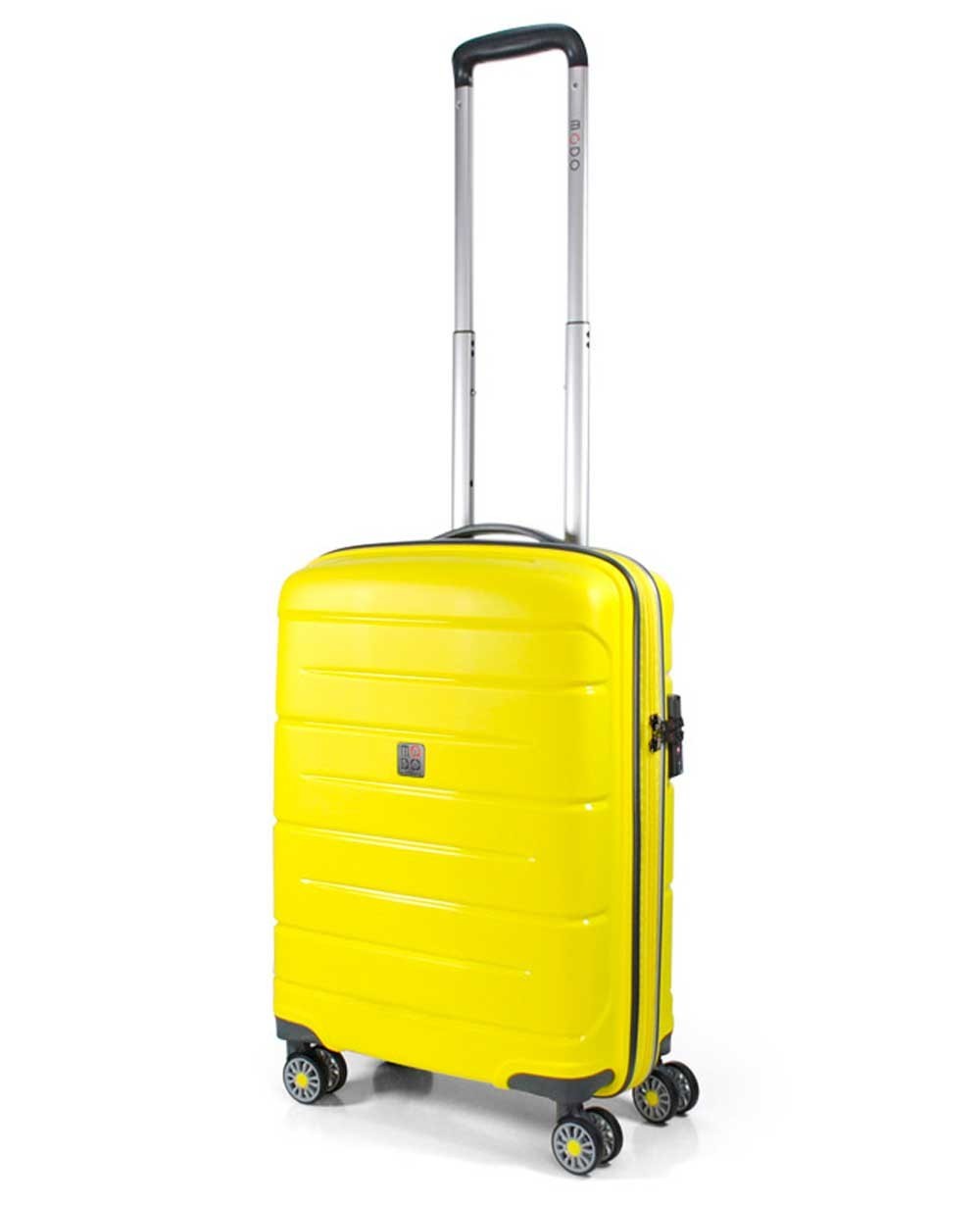 maleta de mano amarilla